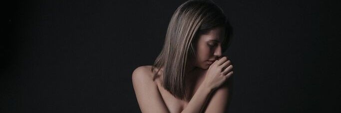 Lari_Escobar's profile banner image