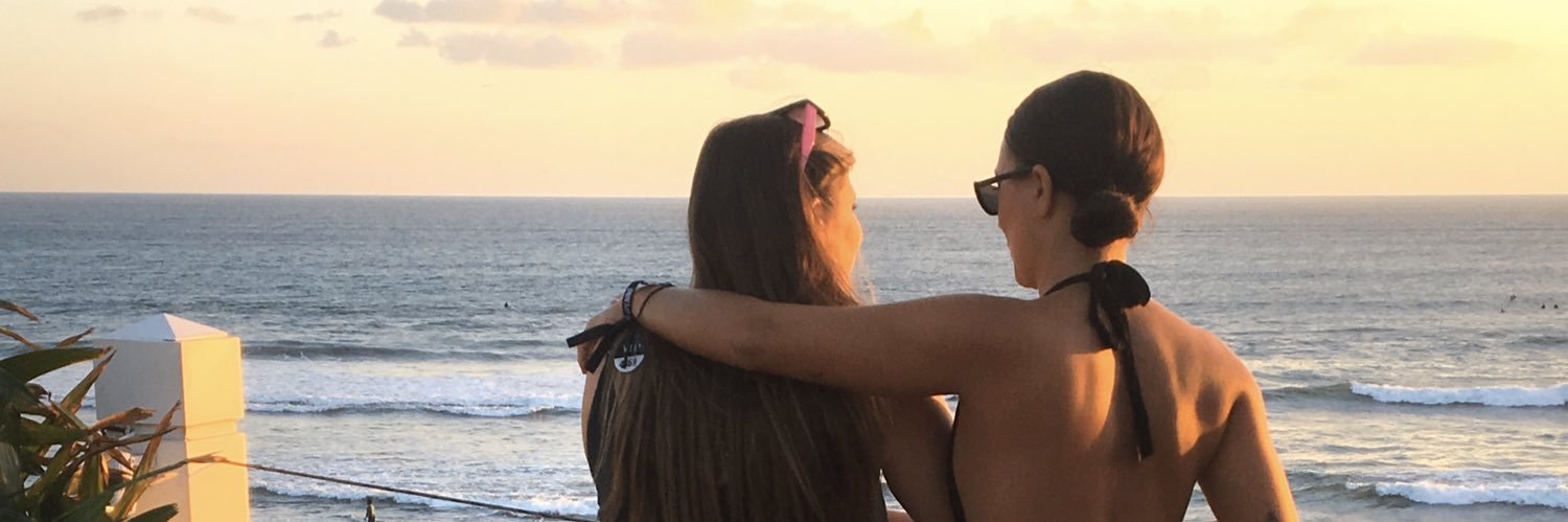 lydiavee's profile banner image