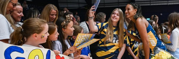 RhinosNetballSL Profile Banner