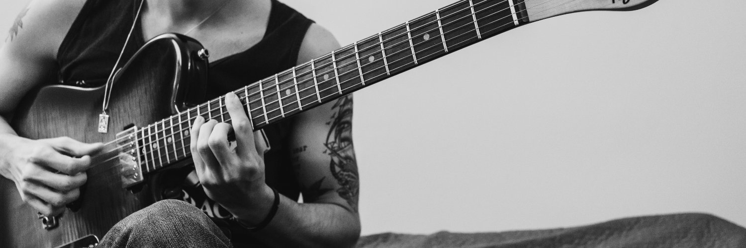 victor_andrd's profile banner image