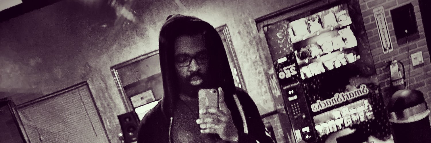 xcelvian's profile banner image