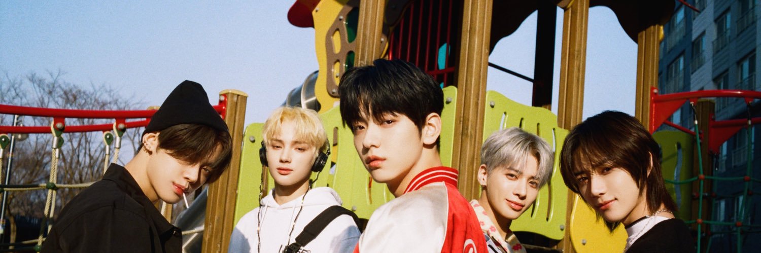 ry_0621's profile banner image