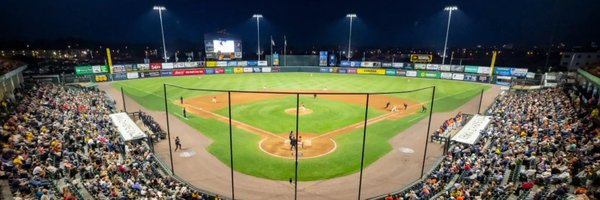 CadeTousa Profile Banner