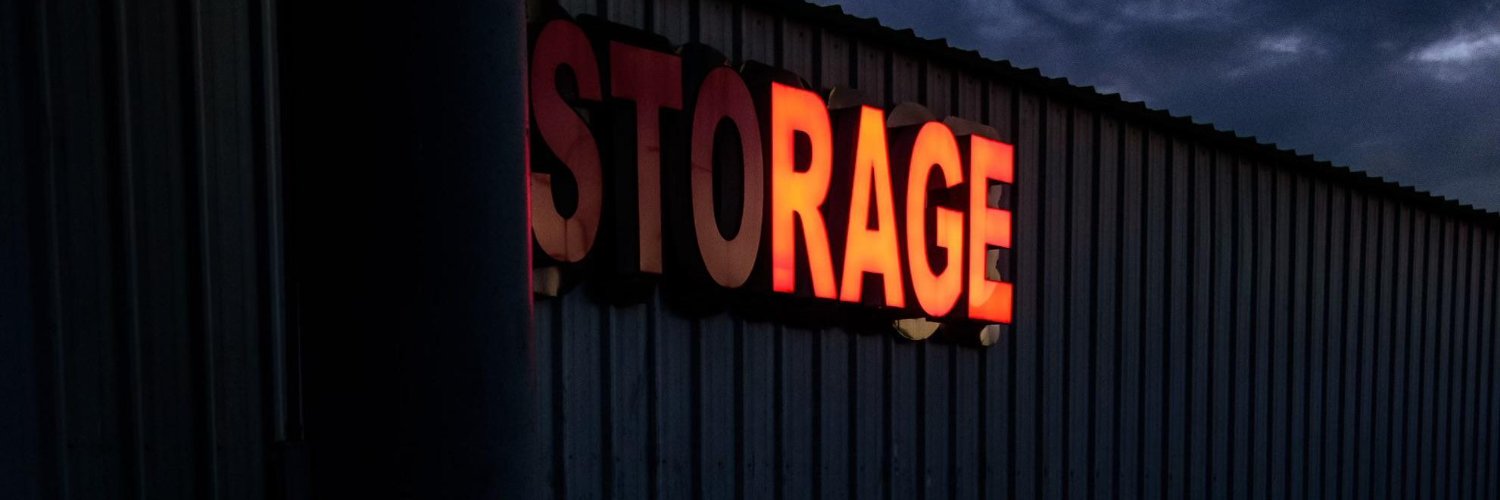 ƒ¹ For Help 革命家の外人 banner