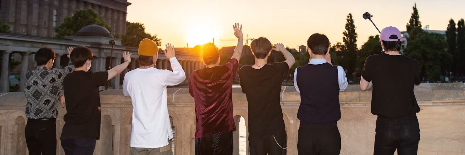 Quadruple P 김범뱀 🌼 🎀🔗 banner