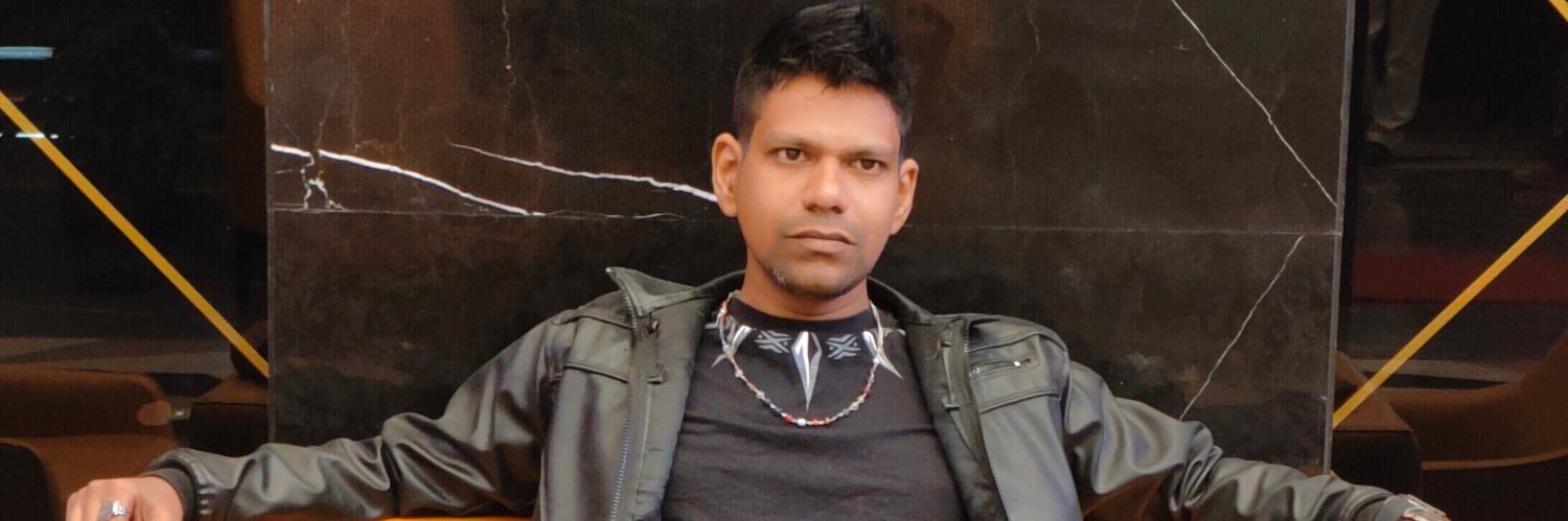 aks_naik's profile banner image