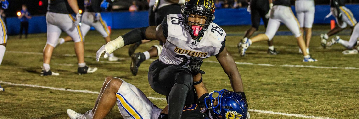 Alec Haynes✝️ Top LB/DE in the 👢 banner