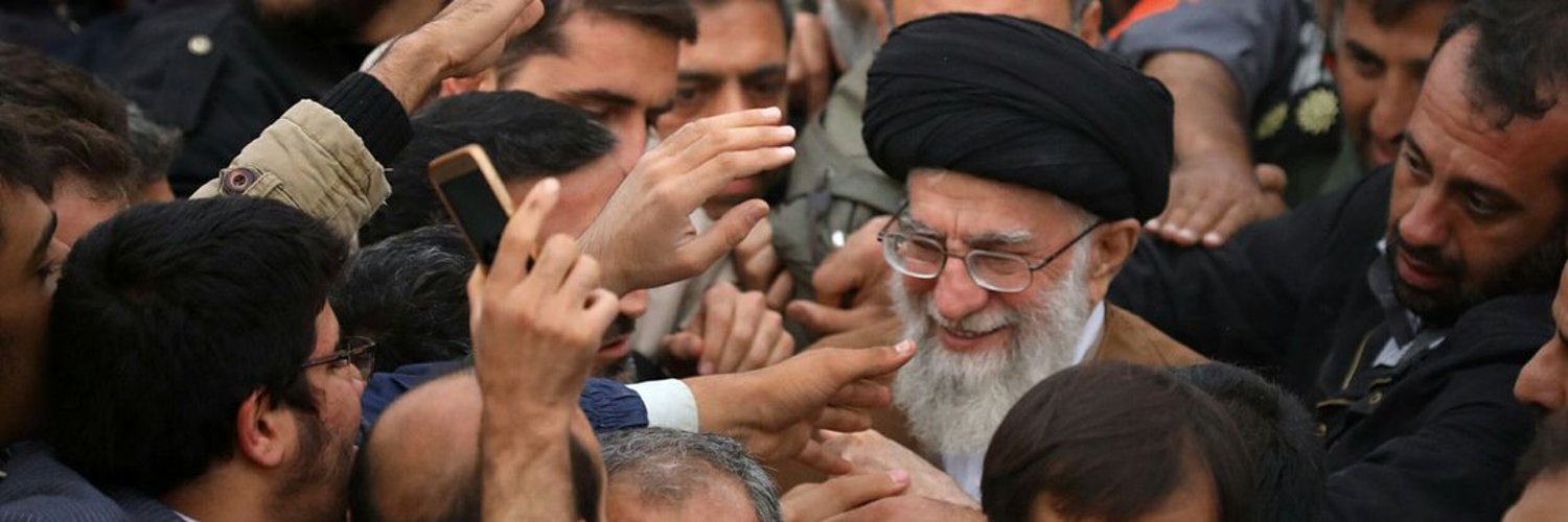 موقع الإمام الخامنئي's banner
