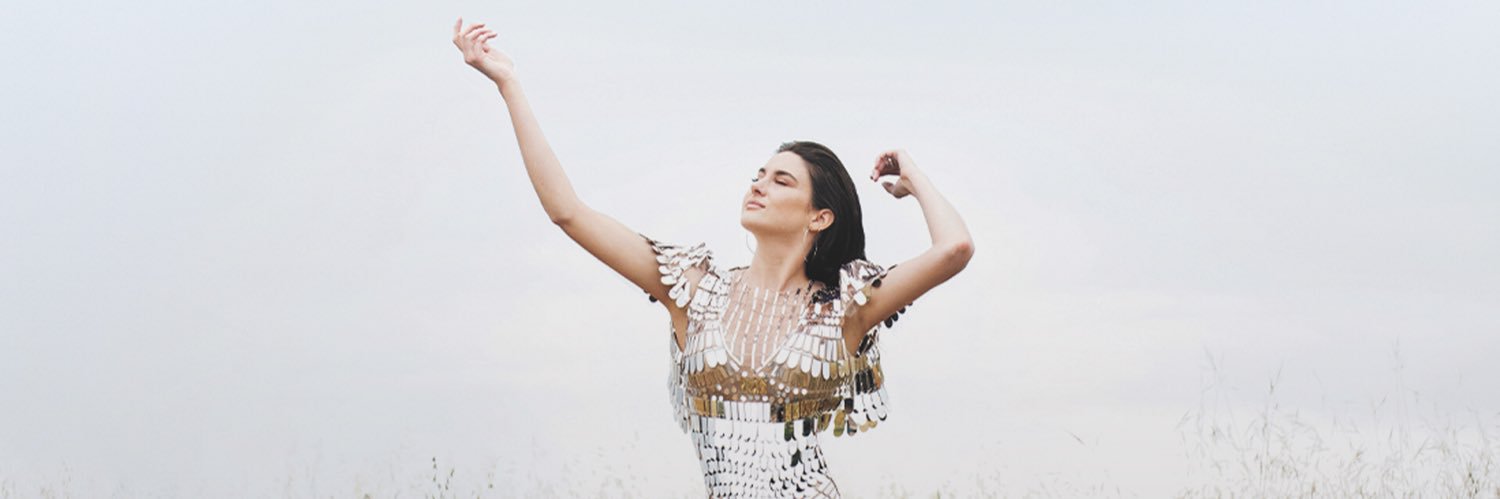 Shailene Woodley banner