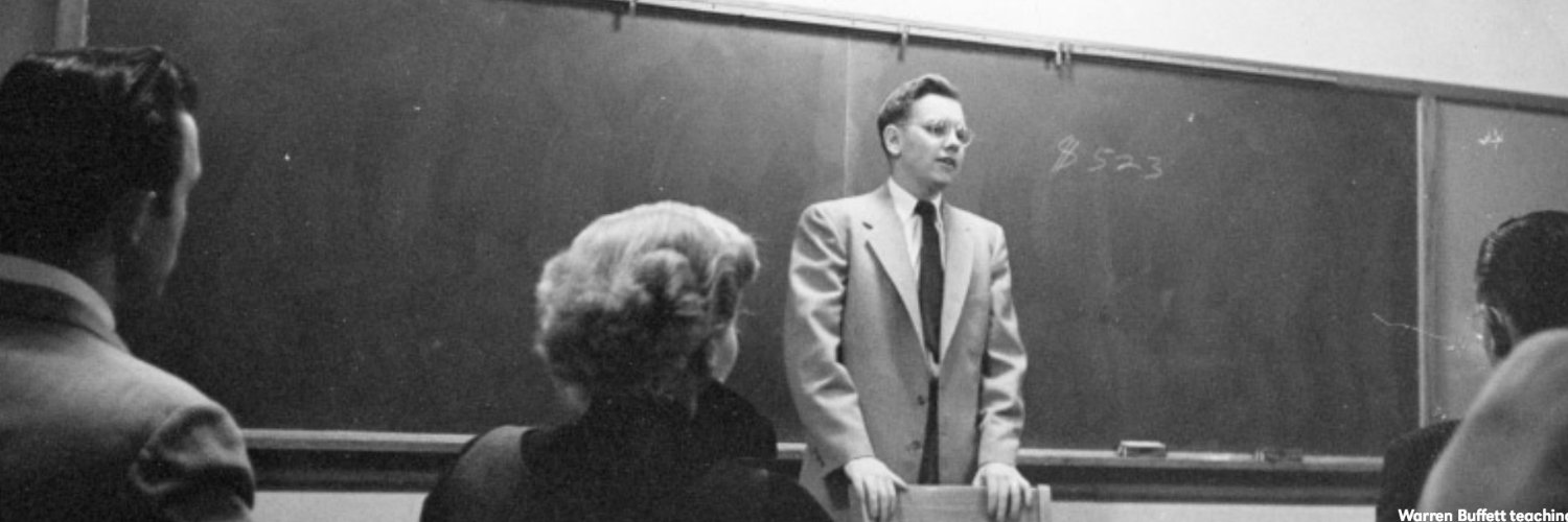 warren_buffet23's profile banner image