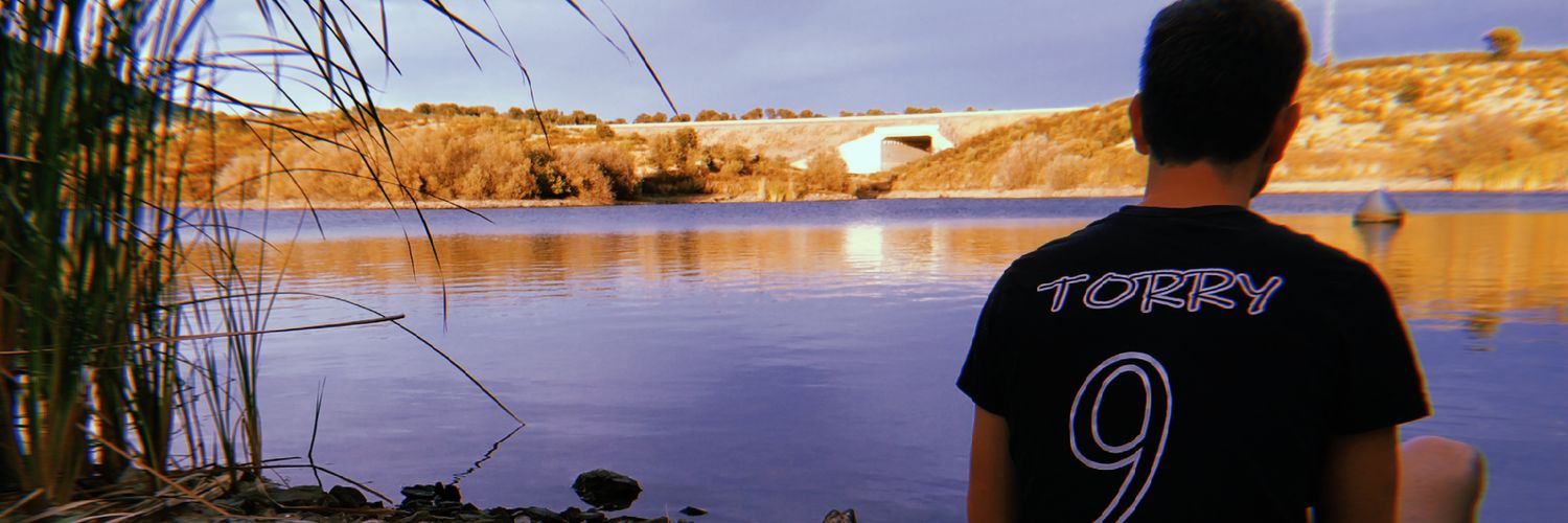 Paloma99fg's profile banner image