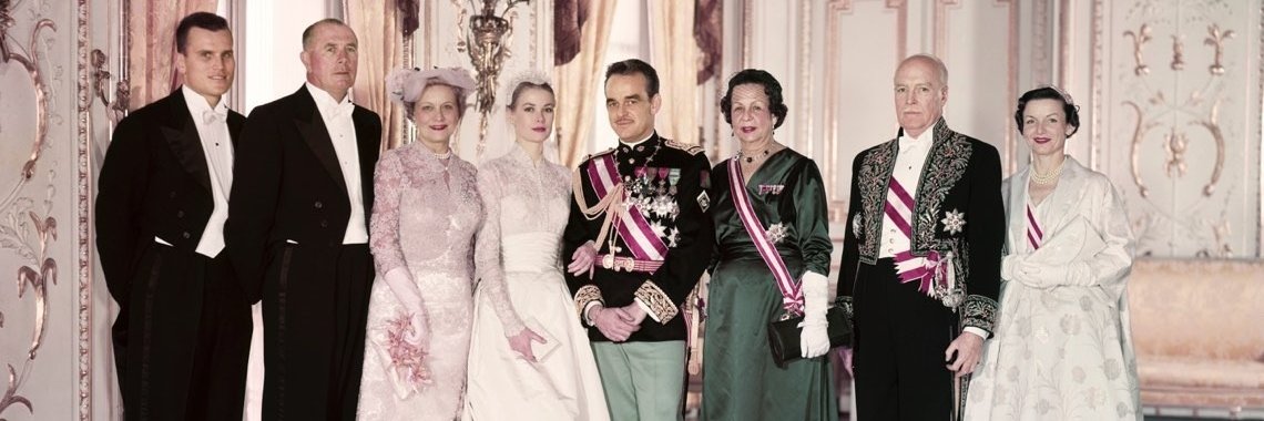 GRACE & FAMILY banner