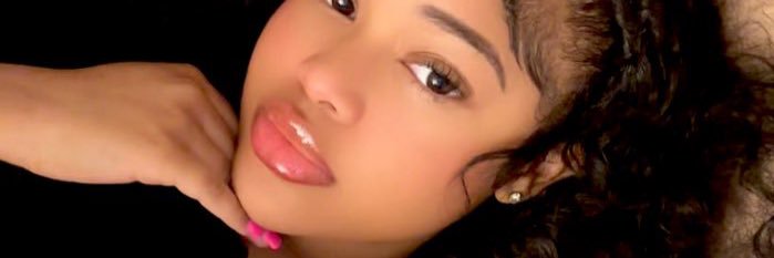 miahariellee's profile banner image