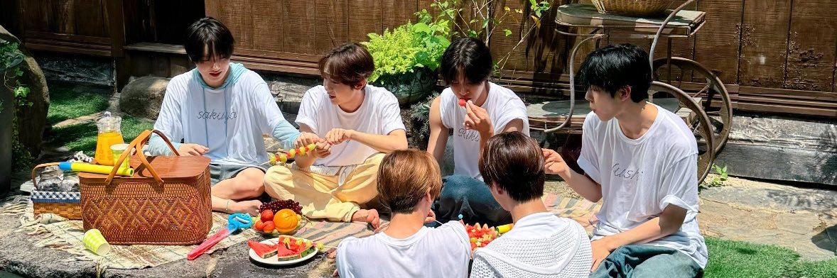 ckwjnz's profile banner image