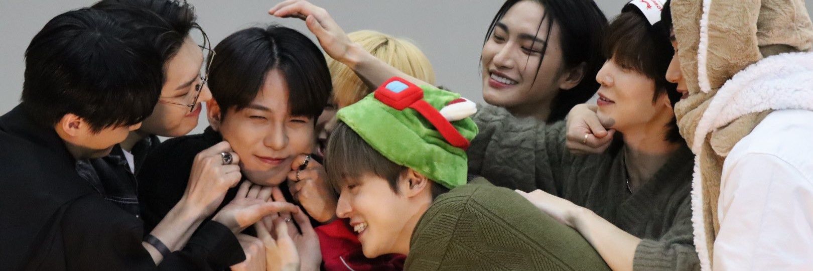 hanjion_'s profile banner image