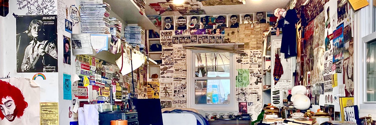brandon 🍅 banner