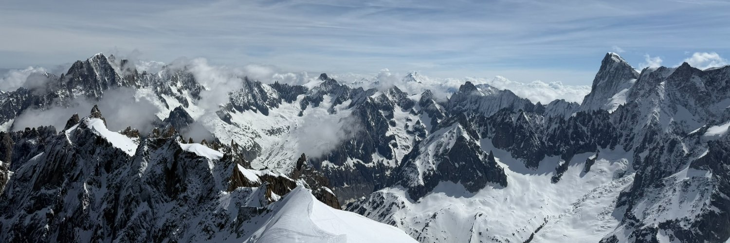 martsime's profile banner image