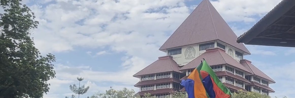 tev ²⁴ college era banner