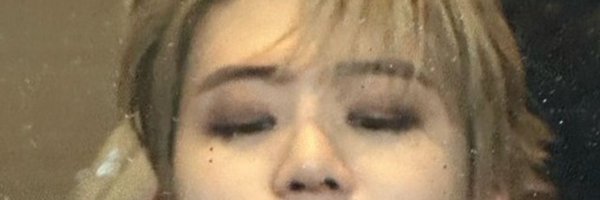 essphia Profile Banner