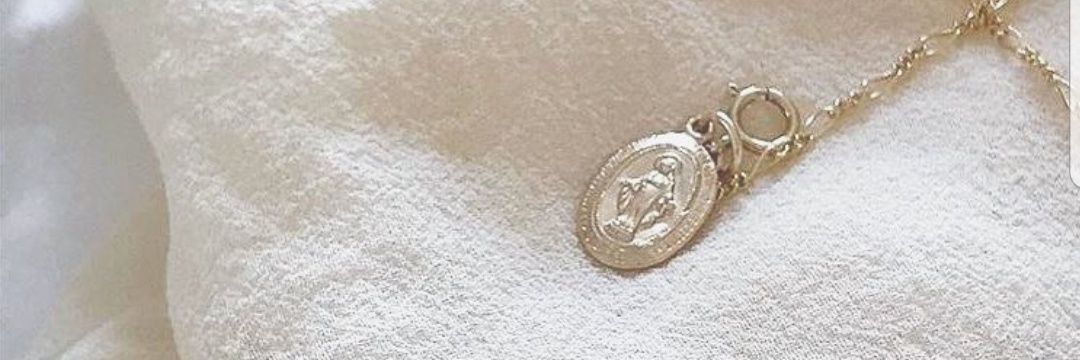 white_17 banner