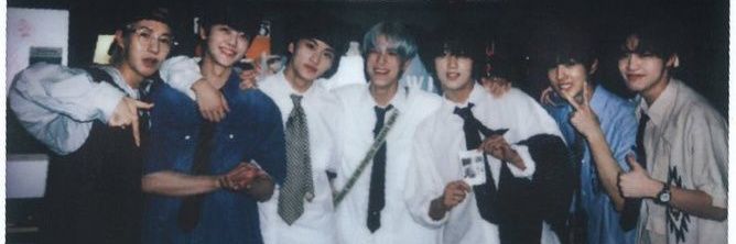 a 🦊🥢 banner
