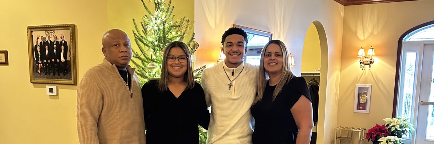 Dre’Sean Roberts banner