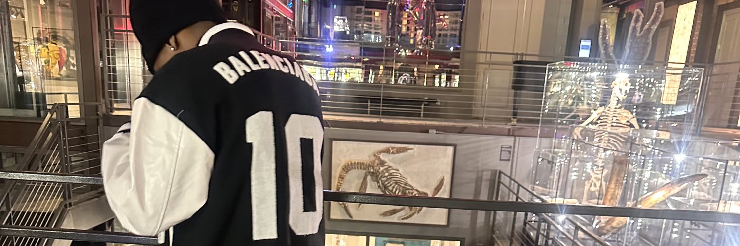 emarchivesss's profile banner image