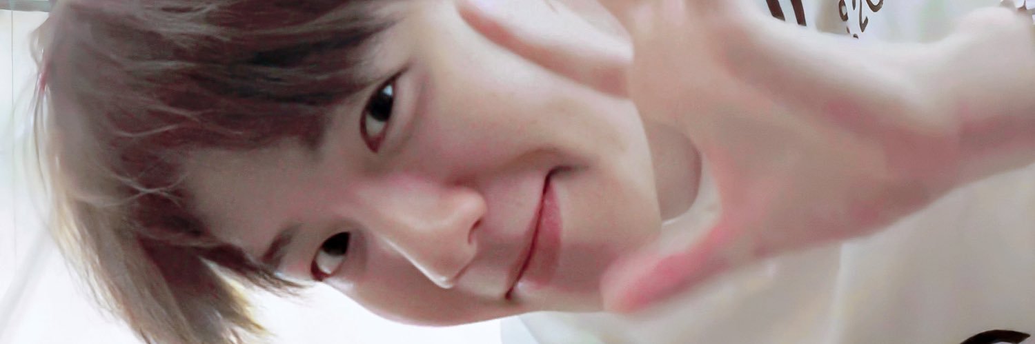 btaeenk's profile banner image