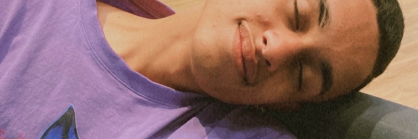 Emyzinha_2's profile banner image