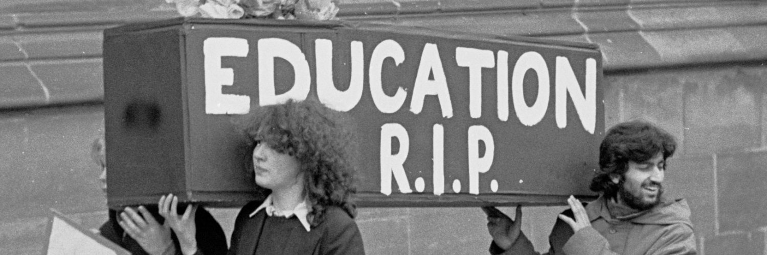 CLASS ROOM banner