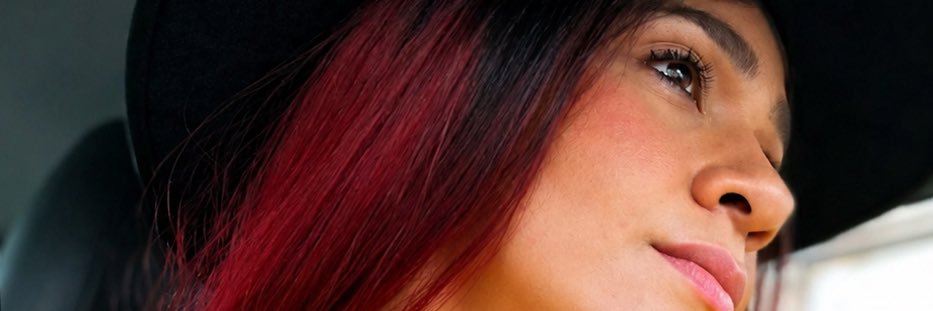@fiorellaMachado banner