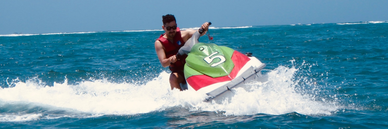 CarlosMR90's profile banner image