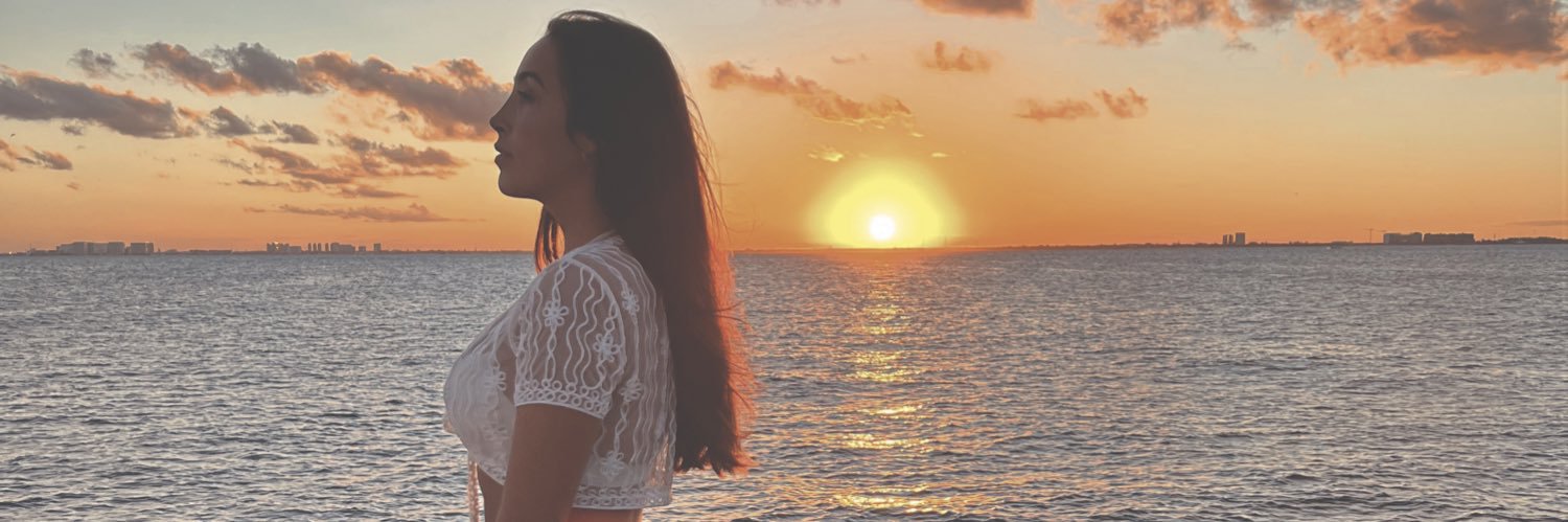 CandeFfernandez's profile banner image