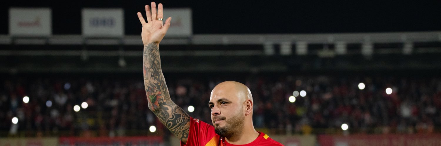 Omar Sebastián Pérez 10 banner