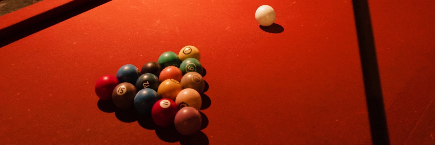FlaviaLeal77's profile banner image