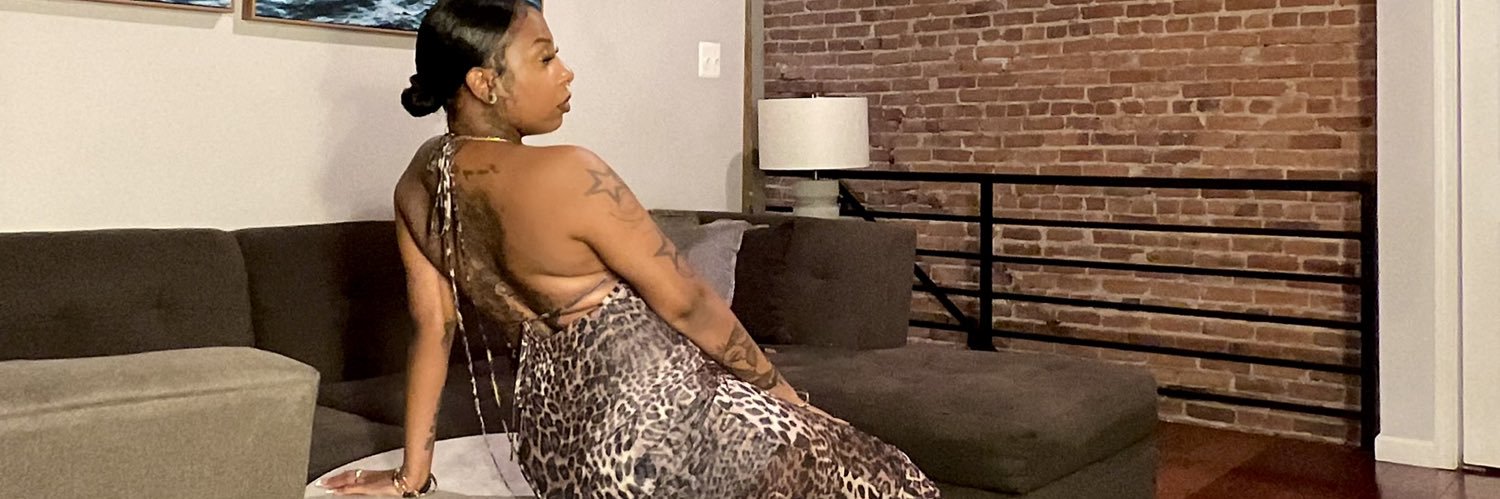 savannah 🖤 banner