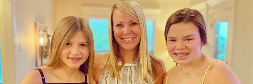 CourtneyECurry's profile banner image