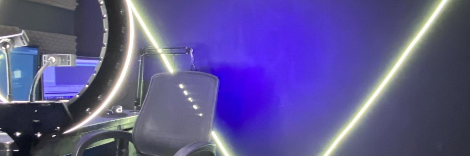 Evies11's profile banner image