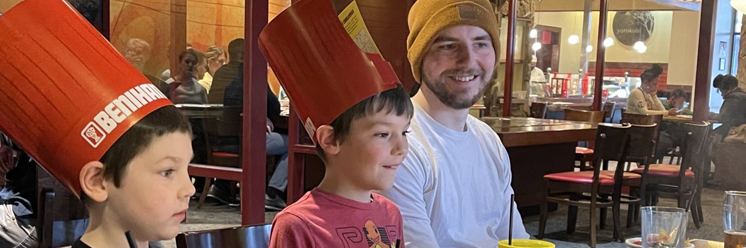 Pinscenti's profile banner image