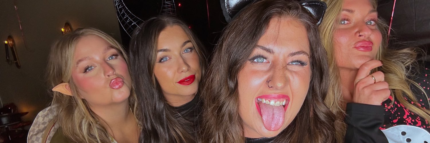 savaroonie's profile banner image