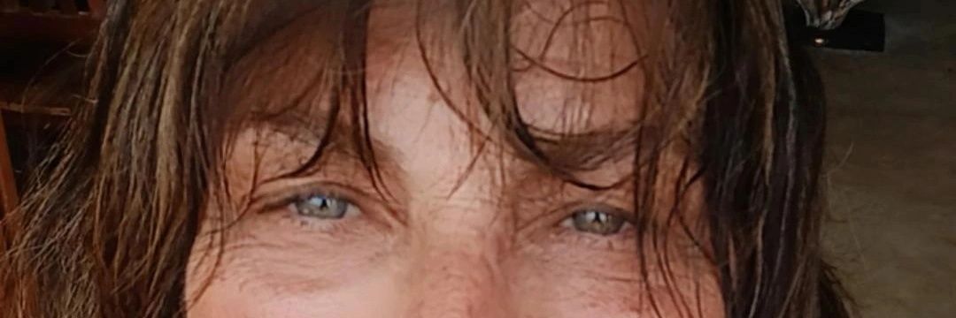 debyjafet's profile banner image