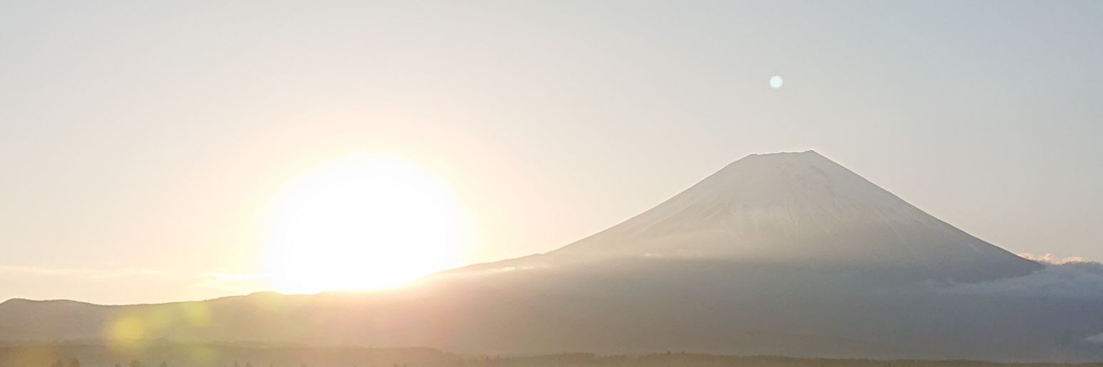 ui0537's profile banner image