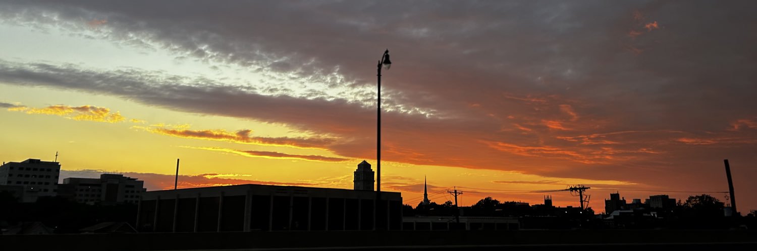 xyIaphone's profile banner image