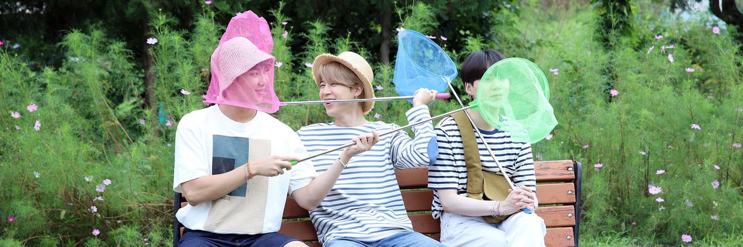 LandPon's profile banner image