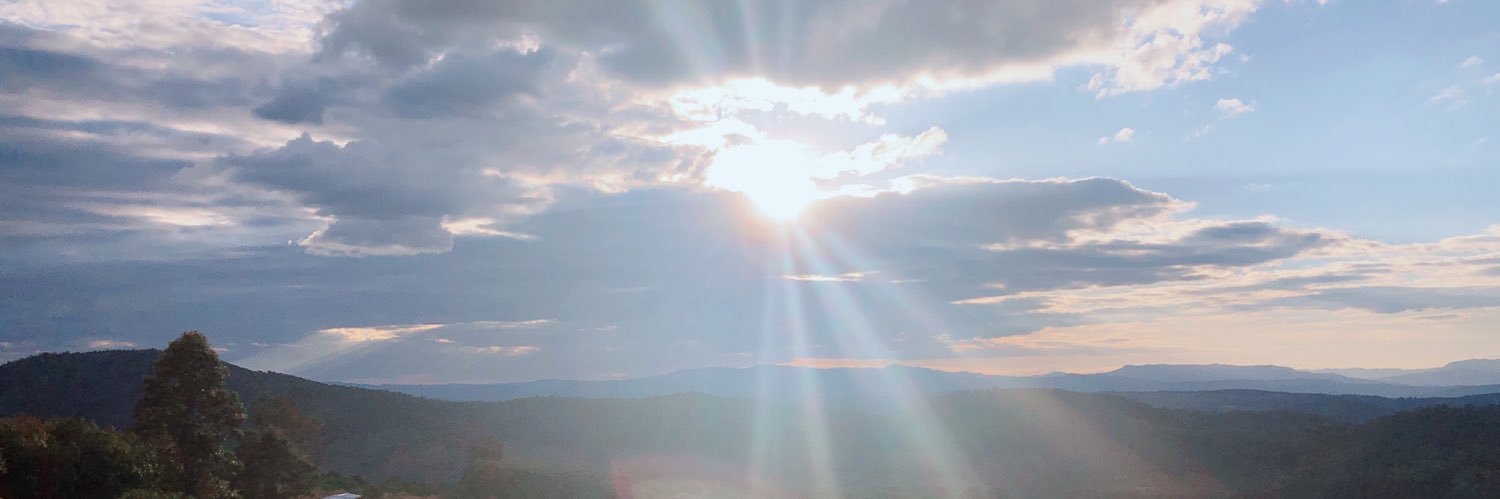 lands_one's profile banner image