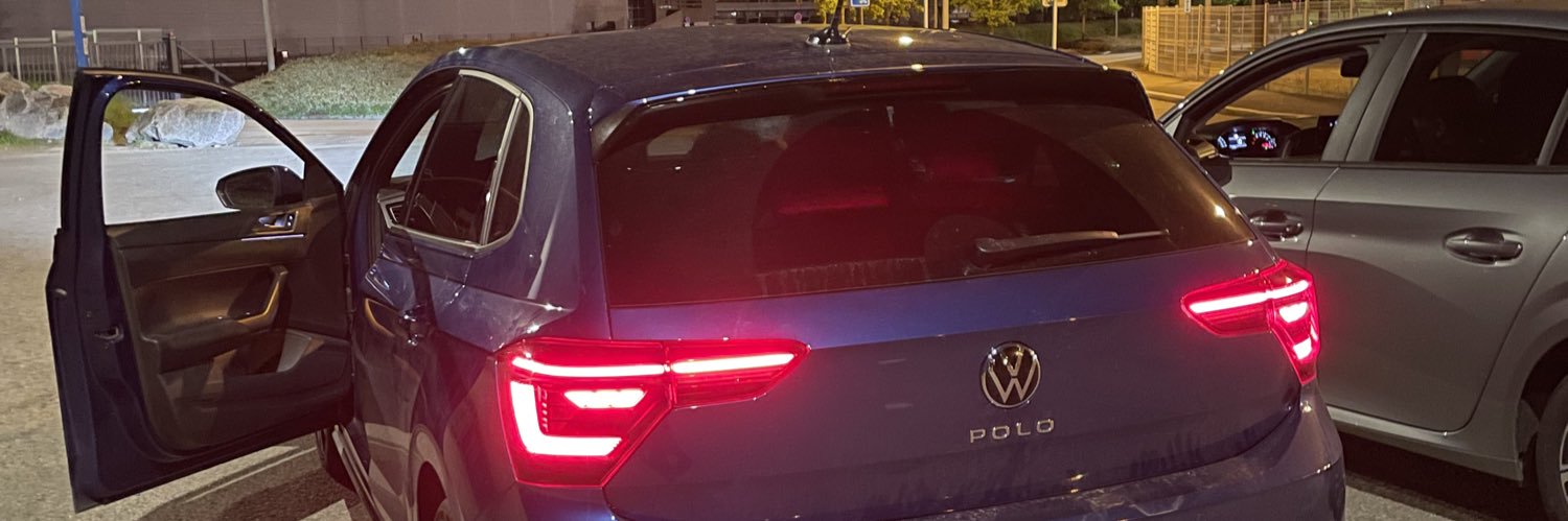 Ilyes🇩🇿 banner