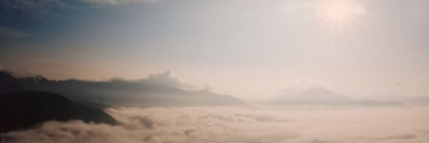 77nako's profile banner image