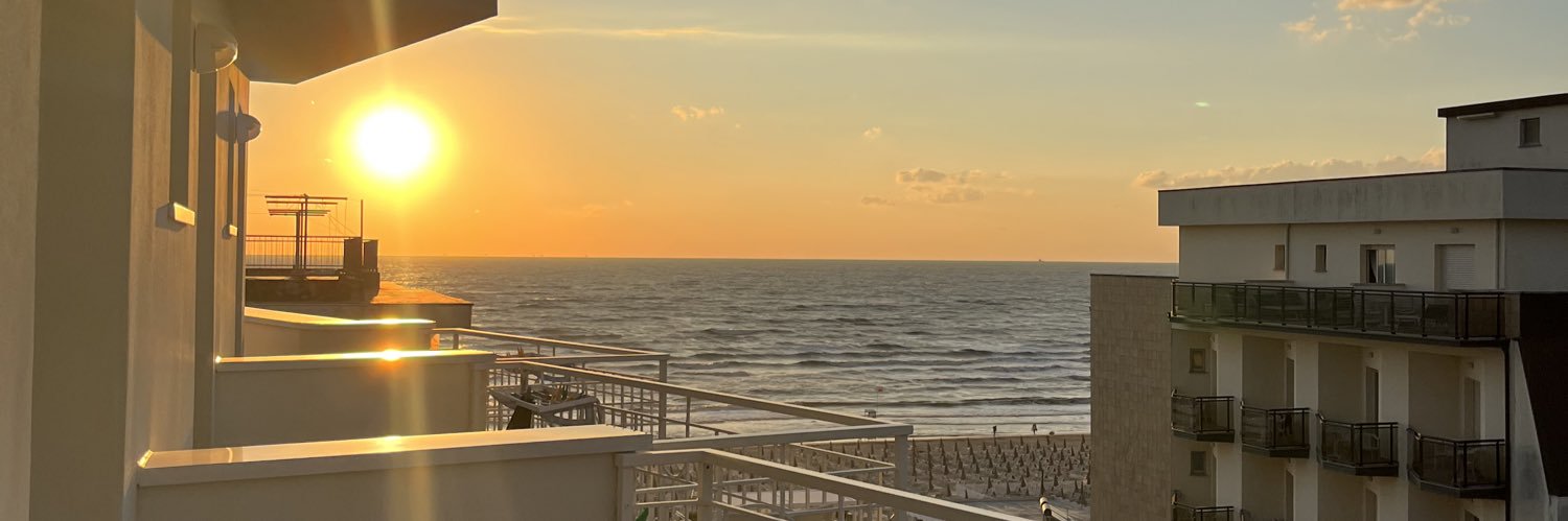 Emma 🇮🇹 banner