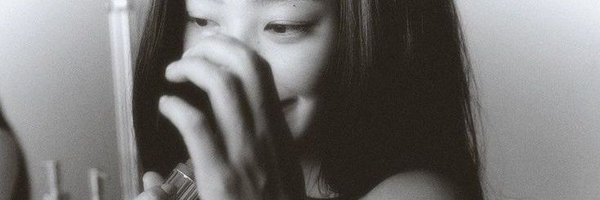 jenniethinker Profile Banner
