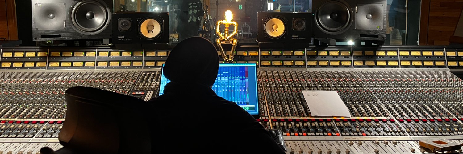 CodeEBZ's profile banner image